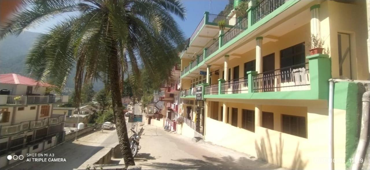 Hotel Himalayan Inn Uttarkāshi エクステリア 写真