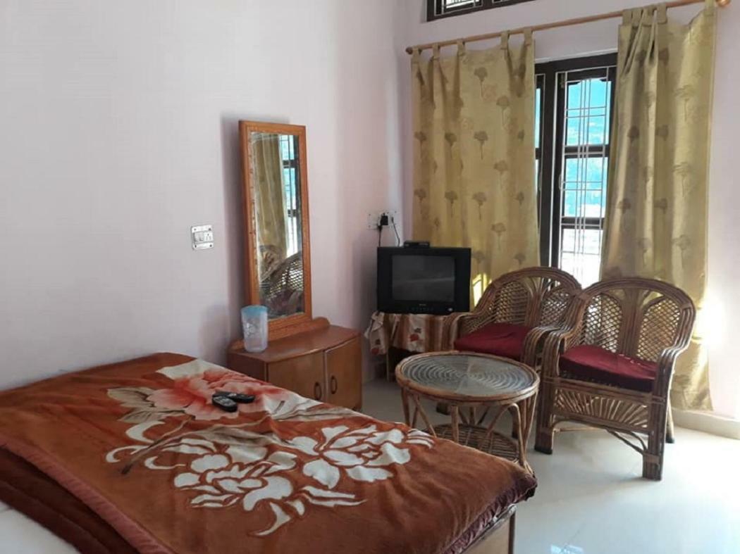 Hotel Himalayan Inn Uttarkāshi エクステリア 写真
